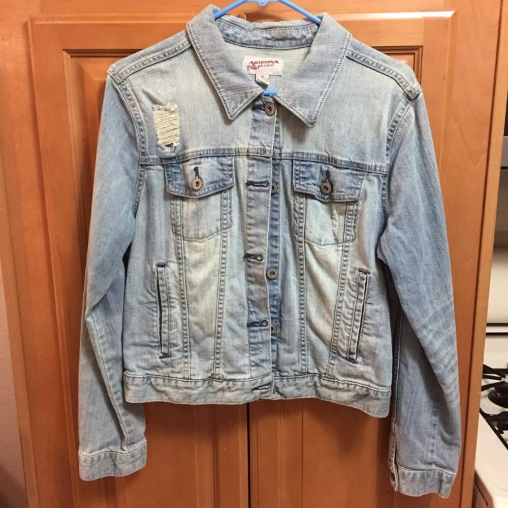 Denim jacket size XL juniors